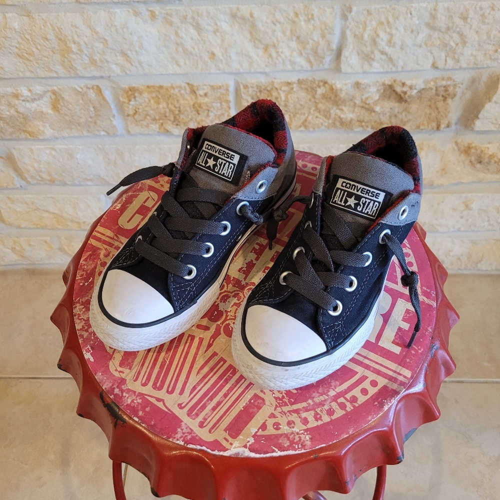 Converse All Star Kids Shoes Size 1